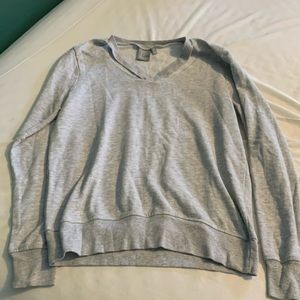 Women’s sweatshirt